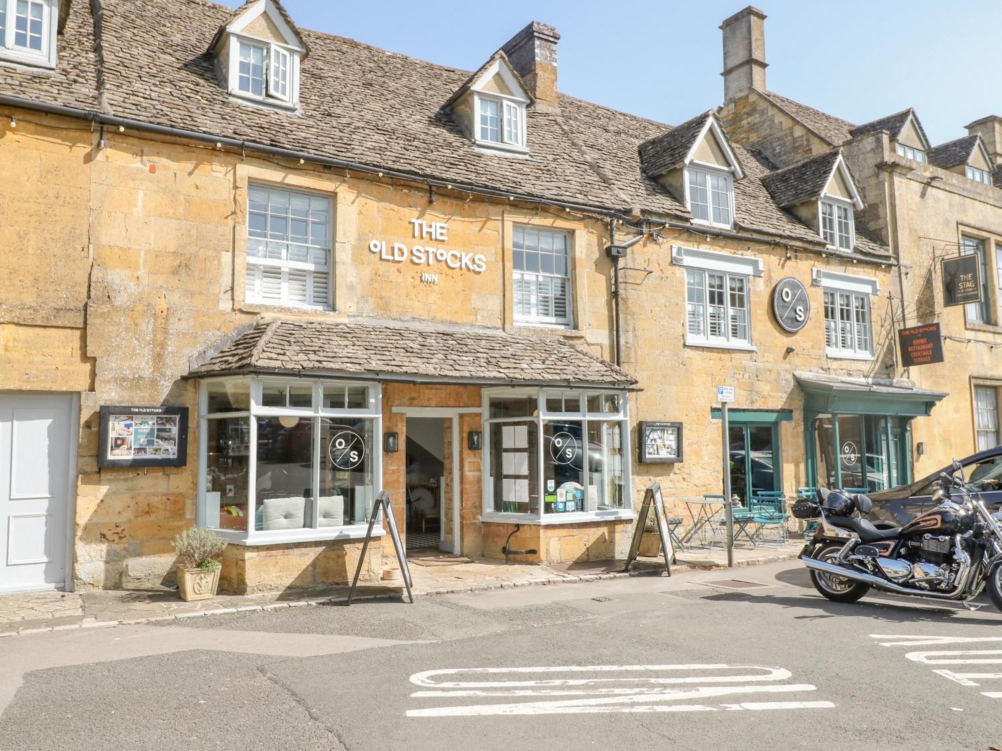 The Apartment Stow-On-The-Wold Exterior photo